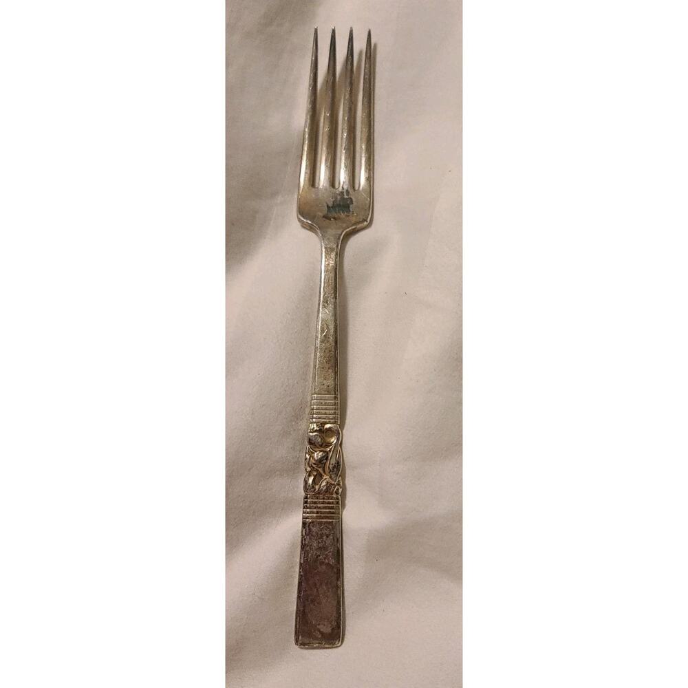 VINTAGE COMMUNITY CORONATION PICKLE COCKTAIL OLIVE FORK 6" LONG